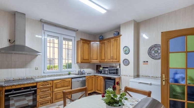 Granada - Gójar - 660m2