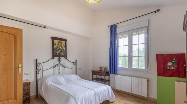 Granada - Gójar - 660m2
