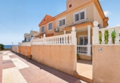 Casa de pueblo en venta en la España, Torrevieja, ref: TR413938 foto