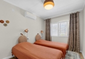 Casa de pueblo en venta en la España, Torrevieja, ref: TR413938 foto