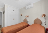 Casa de pueblo en venta en la España, Torrevieja, ref: TR413938 foto
