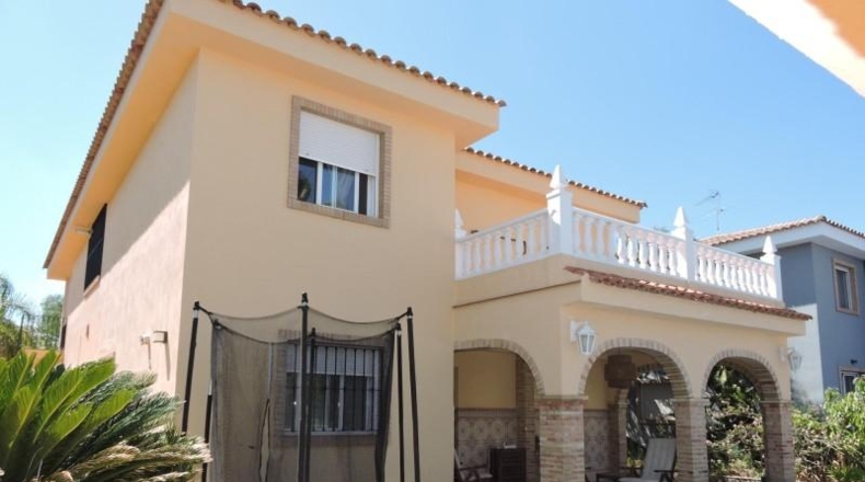 Valencia - La Pobla de Vallbona - 323m2