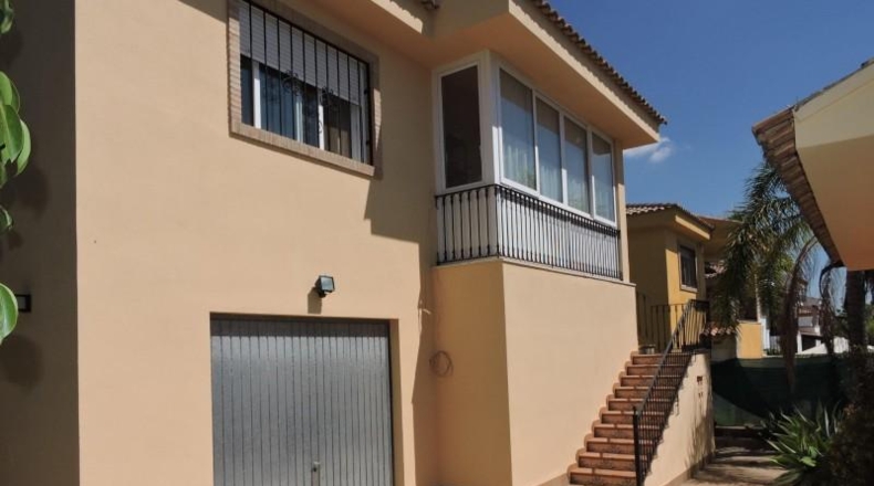 Valencia - La Pobla de Vallbona - 323m2