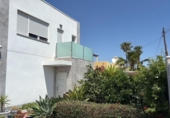 Chalet independiente con terreno en venta en la España, Torrevieja, ref: TR413956 foto
