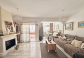 Chalet independiente con terreno en venta en la España, Fuengirola, ref: TR413964 foto