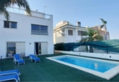 Chalet independiente con terreno en venta en la España, Burriana, ref: TR330369 foto