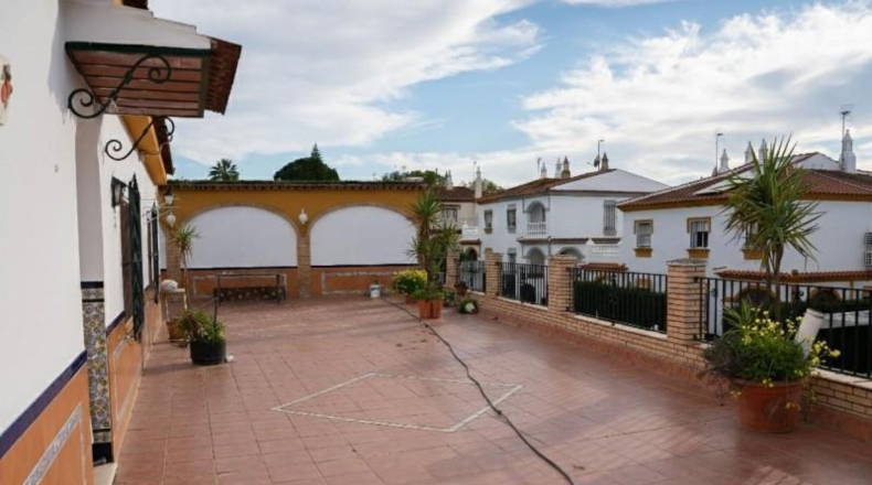 Sevilla - Хинес - 549m2