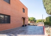 Chalet independiente con terreno en venta en la España, Sant Vicenç de Montalt, ref: TR381056 foto