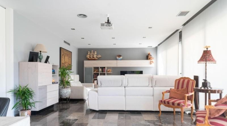 Barcelona - Sant Vicenç de Montalt - 745m2