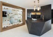 Chalet independiente con terreno en venta en la España, Benahavís, ref: TR376235 foto