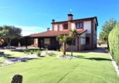 Chalet independiente con terreno en venta en Villanueva de Duero ref: TR413980 foto