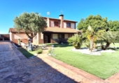 Chalet independiente con terreno en venta en Villanueva de Duero ref: TR413980 foto