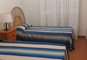 Chalet independiente con terreno en venta en Linares ref: TR414006 foto