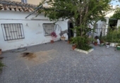 Casa de pueblo en venta en Jaén ref: TR414009 foto