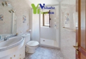 Casa de pueblo en venta en la España, Valdelacasa, ref: TR388022 foto