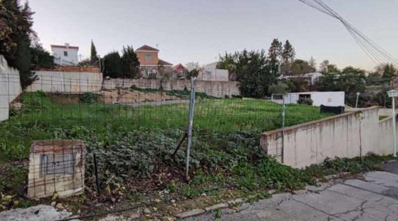 Sevilla - Salteras - 706m2