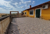 Chalet independiente con terreno en venta en la España, Hornachos, ref: TR414079 foto