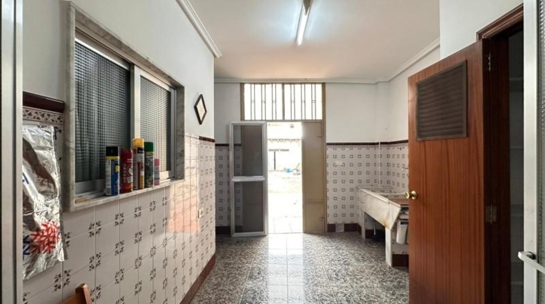 Valencia - Guadassuar - 265m2