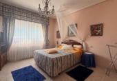 Chalet independiente con terreno en venta en la España, Leiro, ref: TR414147 foto
