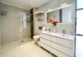 Chalet independiente con terreno en venta en la España, San Miguel de Salinas, ref: TR414151 foto