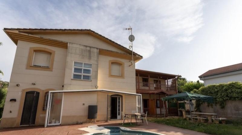 Касерес - Cáceres - 1036m2