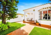 Chalet independiente con terreno en venta en la España, Chiclana de la Frontera, ref: TR414172 foto