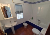 Chalet independiente con terreno en venta en la España, Villa de Otura, ref: TR414178 foto
