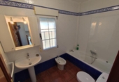 Chalet independiente con terreno en venta en la España, Villa de Otura, ref: TR414178 foto