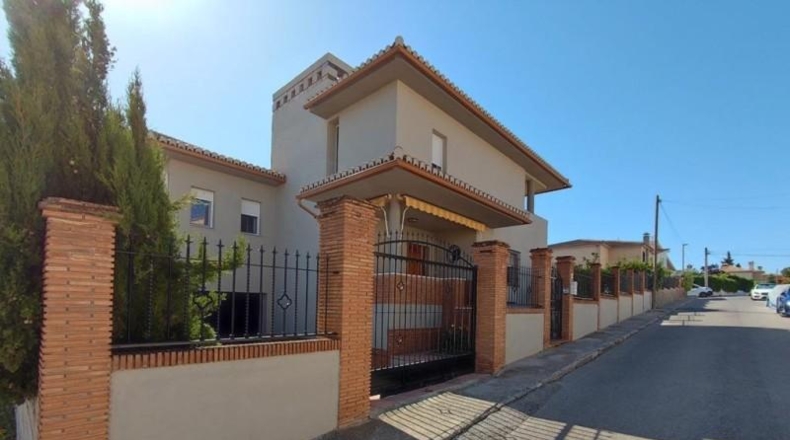 Granada - Villa de Otura - 629m2