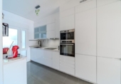 Отдельно стоящий дом с участком на продажу в городе Orihuela Фото