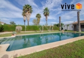 Chalet independiente con terreno en venta en la España, La Rinconada, ref: TR399921 foto