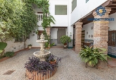 Chalet independiente con terreno en venta en la España, Huétor Vega, ref: TR414186 foto