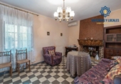 Chalet independiente con terreno en venta en la España, Huétor Vega, ref: TR414186 foto
