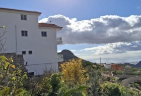 Arona 2000&nbsp;m²