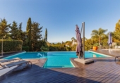 Chalet independiente con terreno en venta en la España, Marbella, ref: TR148521 foto