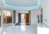 Chalet independiente con terreno en venta en la España, Marbella, ref: TR148521 foto