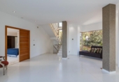 Chalet independiente con terreno en venta en la España, Marbella, ref: TR148521 foto