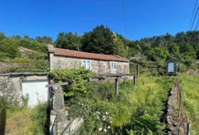 Cotobade 700&nbsp;m²