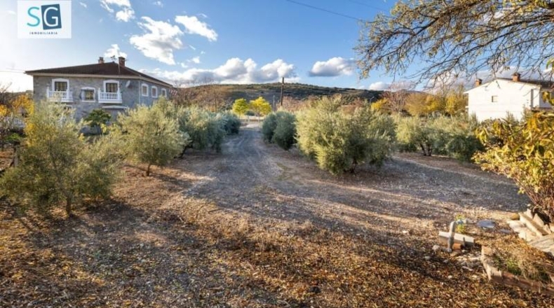 Granada - Iznalloz - 1658m2