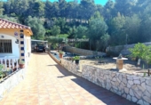 Xalet independent amb terreny en venda a la España, Castellet, ref.: TR414222 foto