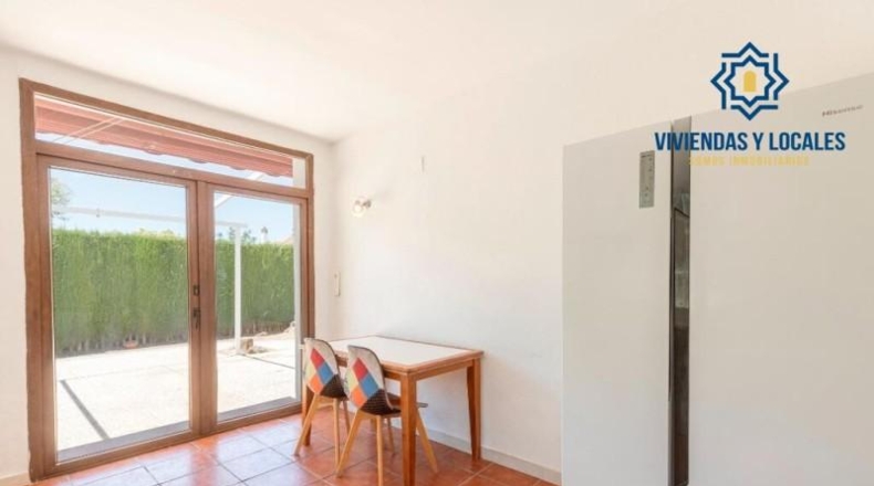 Granada - Albolote - 333m2