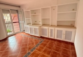 Casa de pueblo en venta en la España, Algeciras, ref: TR414228 foto