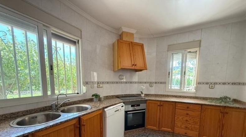 Аликанте - Dolores - 3469m2