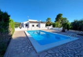 Detached villa with land for sale on España, Turís, ref: TR412411 photo