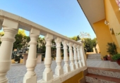 Chalet independiente con terreno en venta en la España, Chiva, ref: TR349719 foto