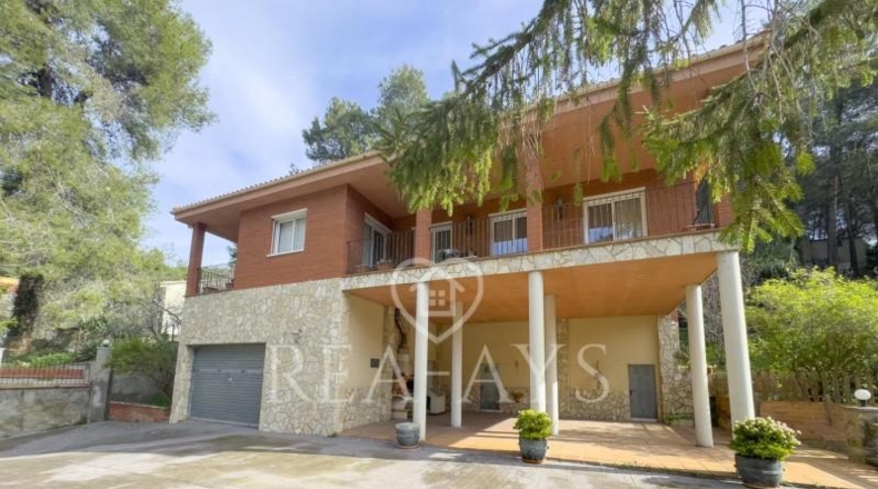 Barcelona - Вальирана - 304m2