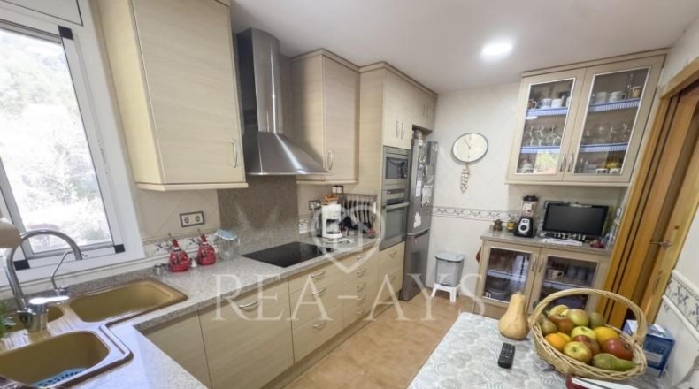 Barcelona - Вальирана - 304m2