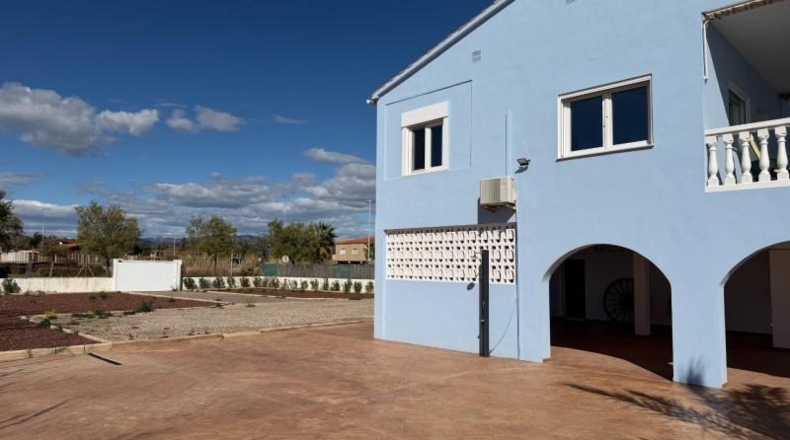 Castellon - Almenara - 1209m2