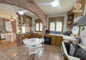 Chalet independiente con terreno en venta en la España, Vallirana, ref: TR362958 foto