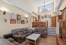 Алаурин-де-ла-Торре 700&nbsp;м²
